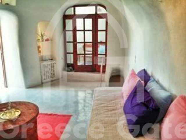 3-bedroom freehold villa in Santorini — photo 5 of 5