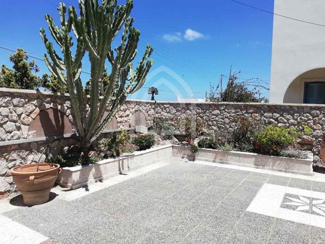 Home for sale, Maisonette 140 sq.m., Fira — image 3