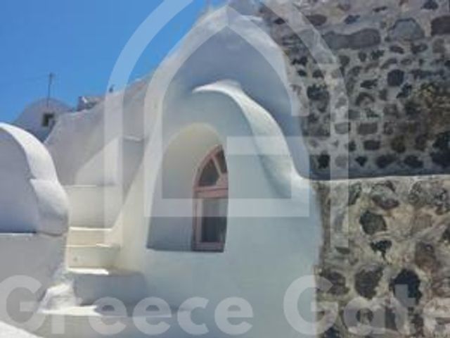 3-bedroom freehold villa in Santorini — photo 2 of 5
