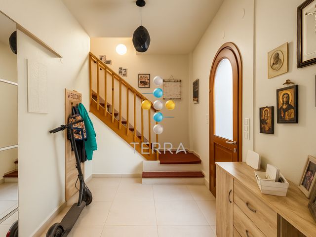 4-bedroom freehold villa in Rethymno — photo 1 of 5