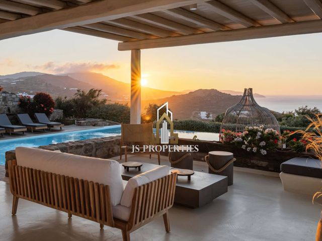 5-bedroom freehold villa in Mykonos — photo 3 of 5
