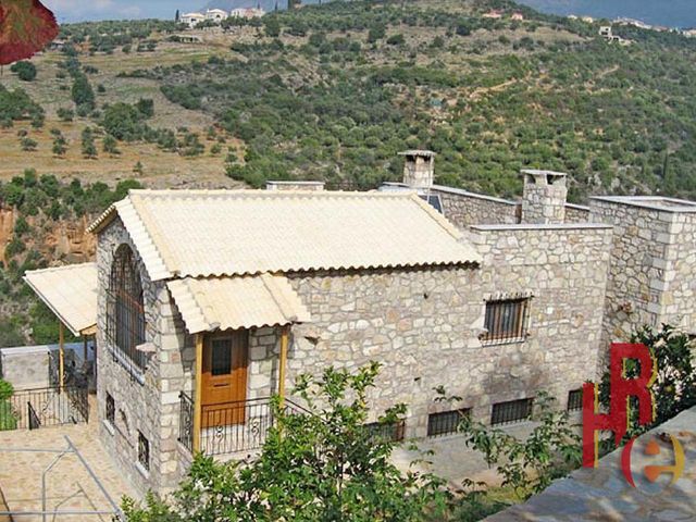 Μονοκατοικία 470 τ.μ.