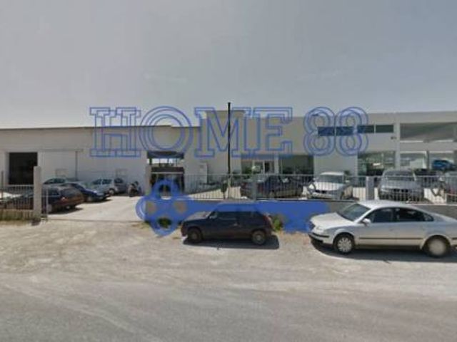 Κτίριο 1.300 τ.μ.