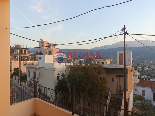 4-bedroom freehold villa in Chania — photo 4 of 5