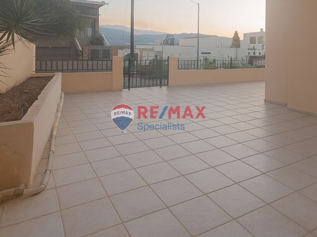 4-bedroom freehold villa in Chania — photo 3 of 5