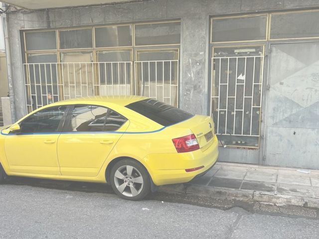 Commercial property for sale Ilion (Micheli) Store 71 sq.m.