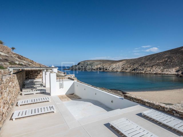 5-bedroom freehold villa in Mykonos — photo 1 of 5