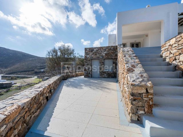 5-bedroom freehold villa in Mykonos — photo 3 of 5