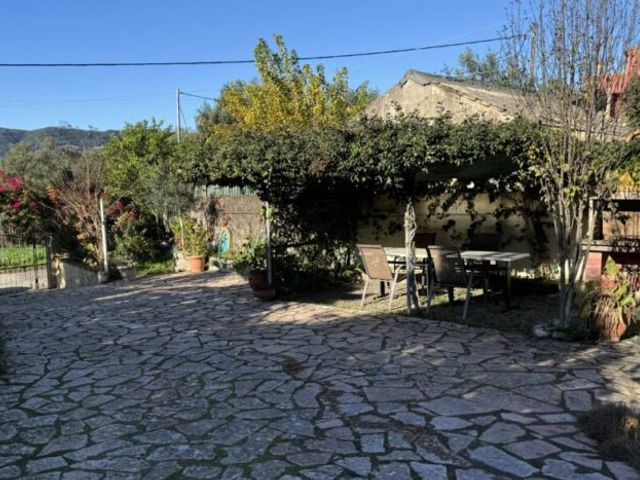 4-bedroom freehold villa in Corfu — photo 3 of 5