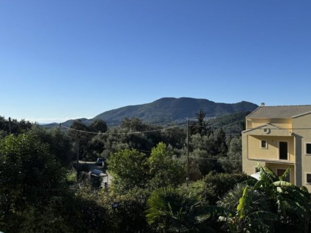 4-bedroom freehold villa in Corfu — photo 5 of 5