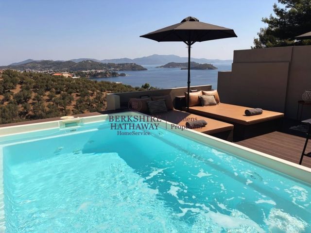 12-bedroom freehold villa in Skiathos — photo 2 of 5