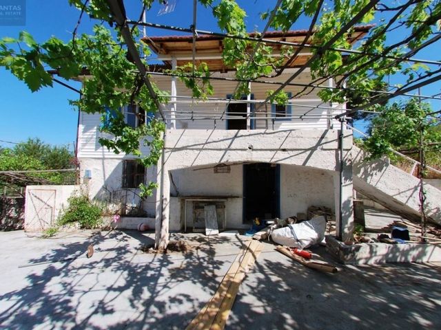3-bedroom freehold villa in Kefalonia — photo 1 of 5