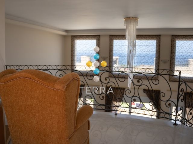 6-bedroom freehold villa in Rethymno — photo 4 of 5