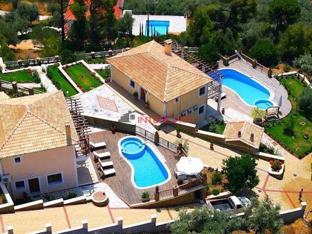 7-bedroom freehold villa in Skiathos — photo 2 of 5