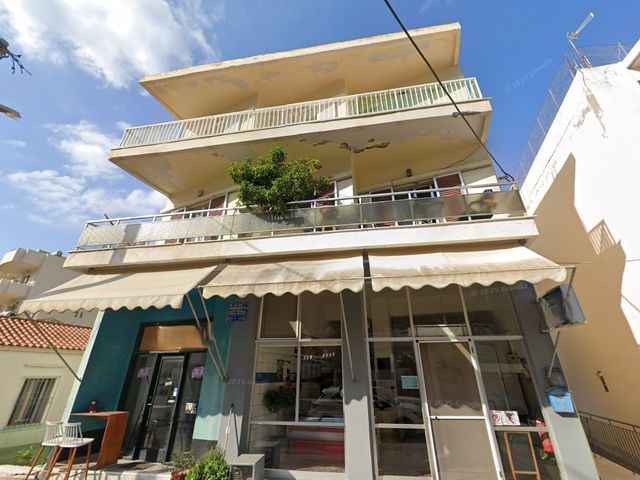 3-bedroom freehold villa in Chania — photo 1 of 4