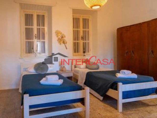 4-bedroom freehold villa in Rhodes — photo 4 of 5