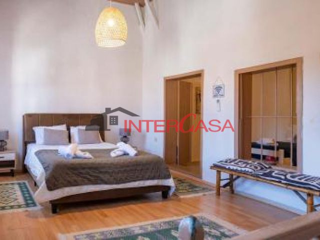 4-bedroom freehold villa in Rhodes — photo 2 of 5