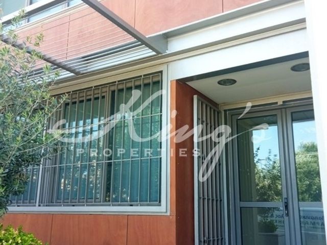 Κτίριο επαγγελματικών χώρων 1.090 τ.μ.