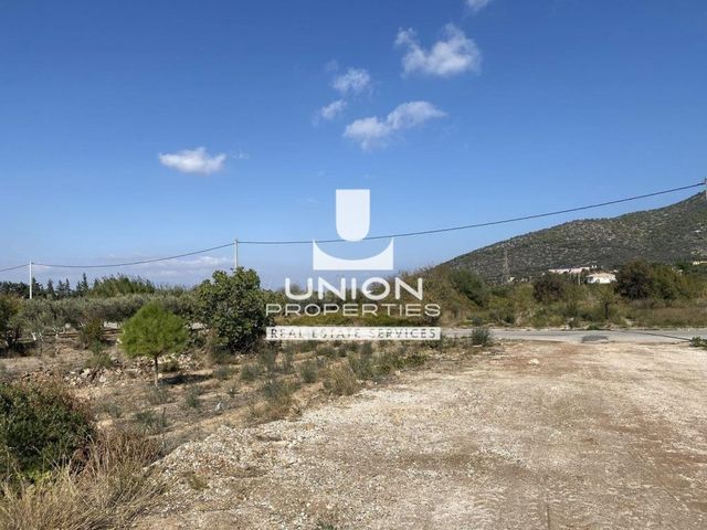 Οικόπεδο 880 τ.μ.
