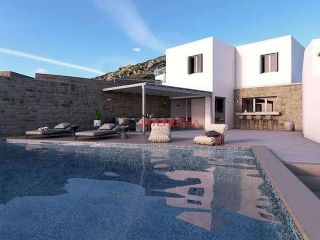 6-bedroom freehold villa in Mykonos — photo 1 of 5