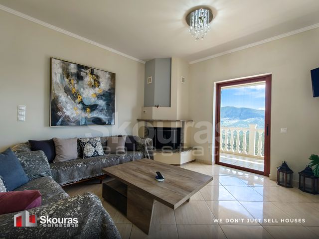 3-bedroom freehold villa in Lefkada — photo 4 of 5