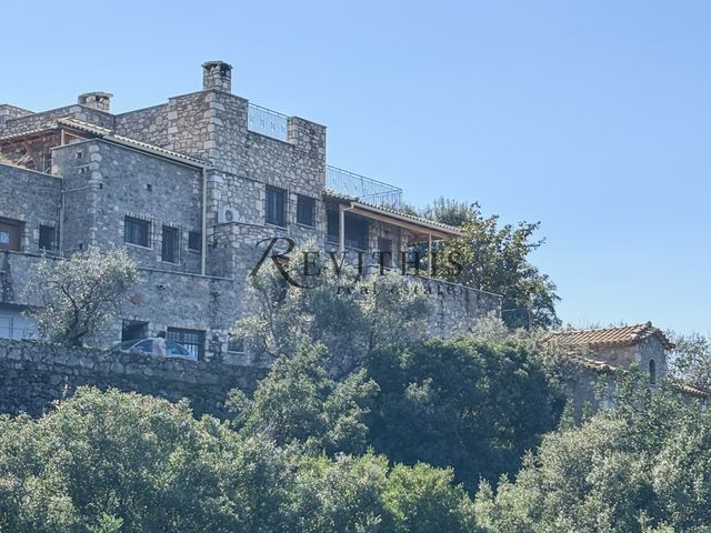Μεζονέτα 460 τ.μ.