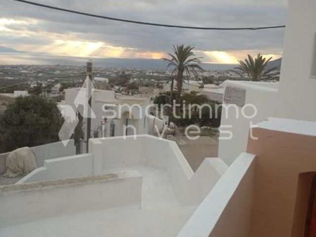 3-bedroom freehold villa in Santorini — photo 2 of 5