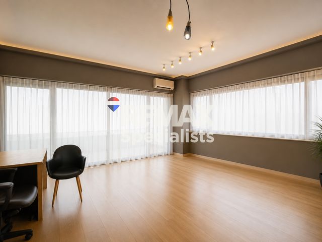 3-bedroom freehold apartment in Chania — photo 1 of 4
