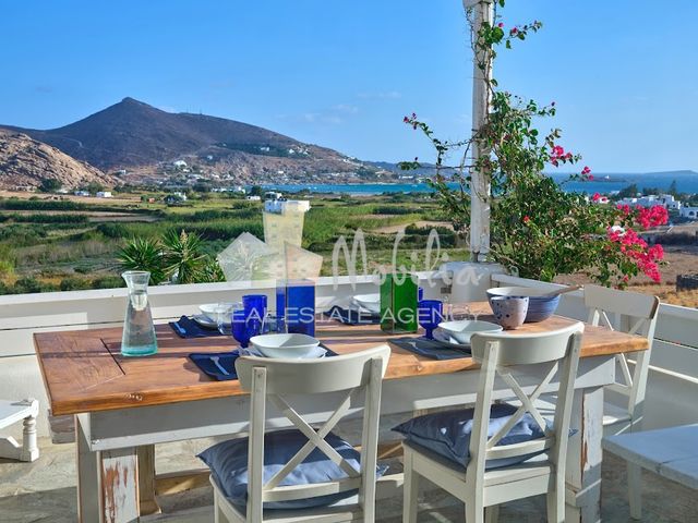 5-bedroom freehold villa in Paros — photo 2 of 5