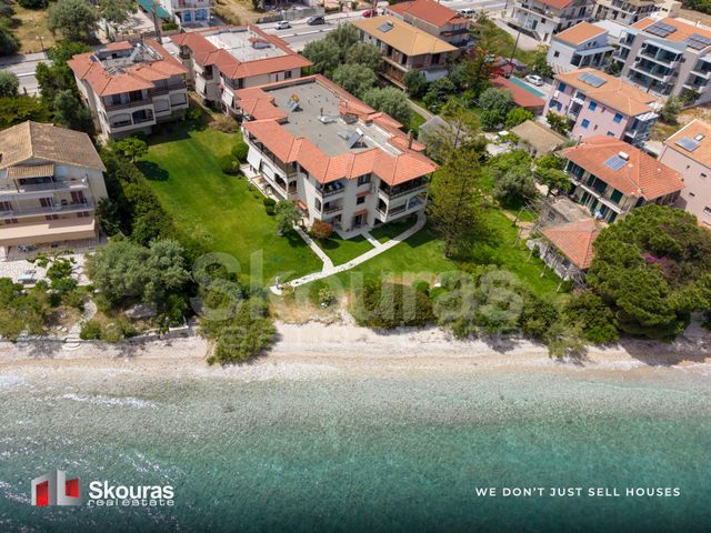 2-bedroom freehold apartment in Lefkada — photo 1 of 5