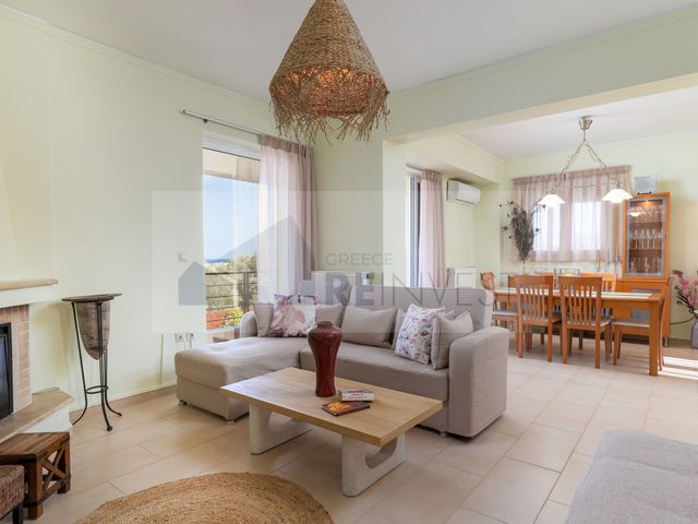 3-bedroom freehold villa in Rethymno — photo 1 of 5
