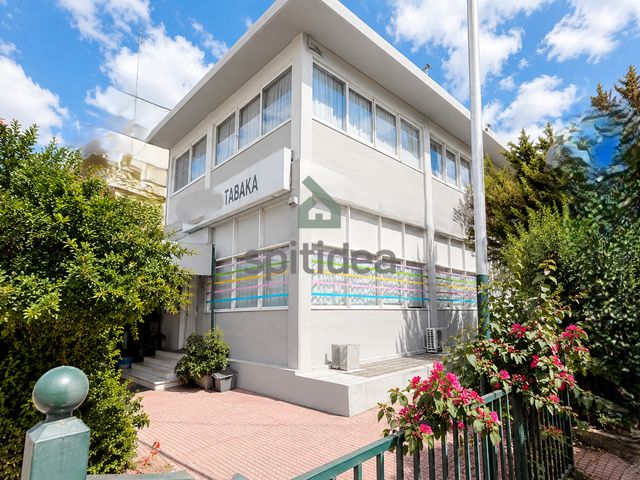 Κτίριο επαγγελματικών χώρων 200 τ.μ.