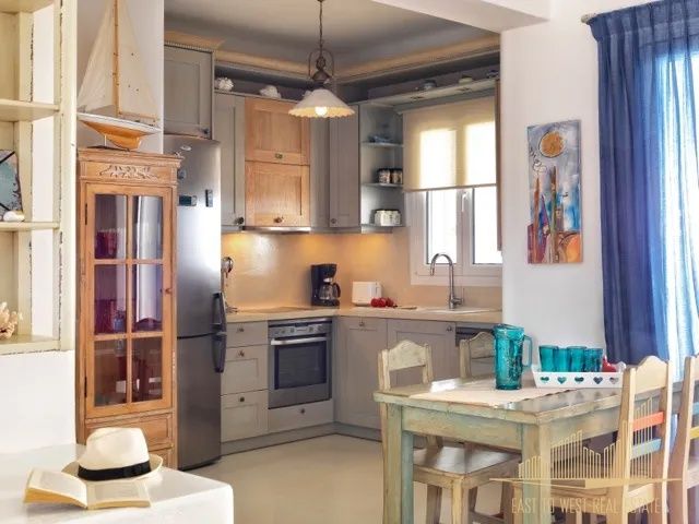 4-bedroom freehold villa in Mykonos — photo 3 of 5