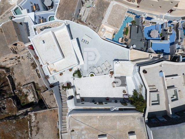 3-bedroom freehold villa in Santorini — photo 3 of 5
