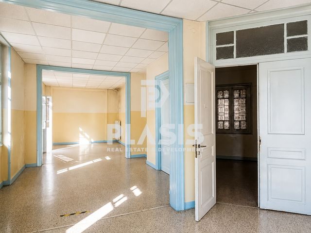 Κτίριο 2.580 τ.μ.