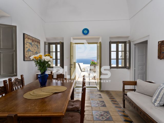 3-bedroom freehold villa in Santorini — photo 5 of 5