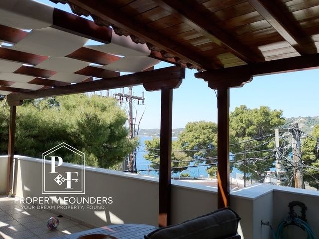 5-bedroom freehold villa in Skiathos — photo 1 of 5