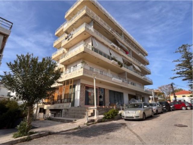 3-bedroom freehold villa in Rhodes — photo 2 of 3