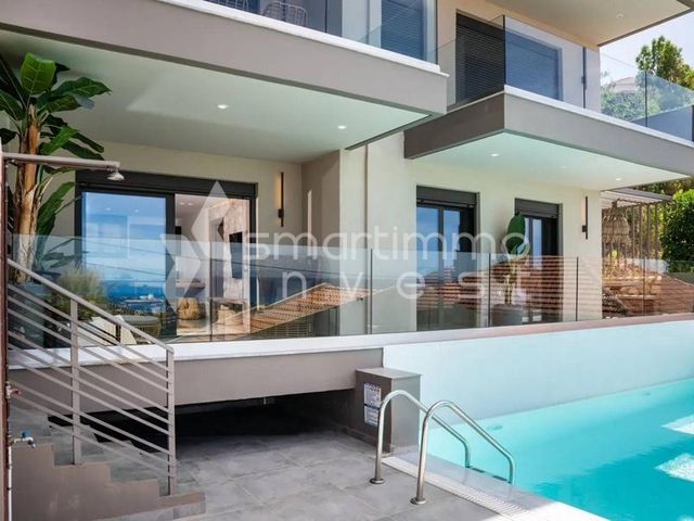 2-bedroom freehold apartment in Lefkada — photo 1 of 5