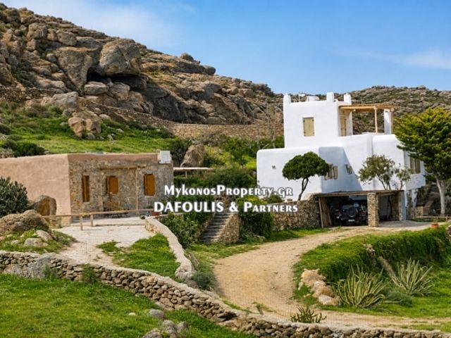 5-bedroom freehold villa in Mykonos — photo 1 of 5
