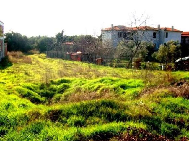 Οικόπεδο 700 τ.μ.