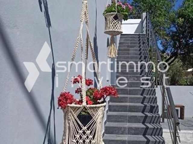 2-bedroom freehold apartment in Rhodes — photo 2 of 5
