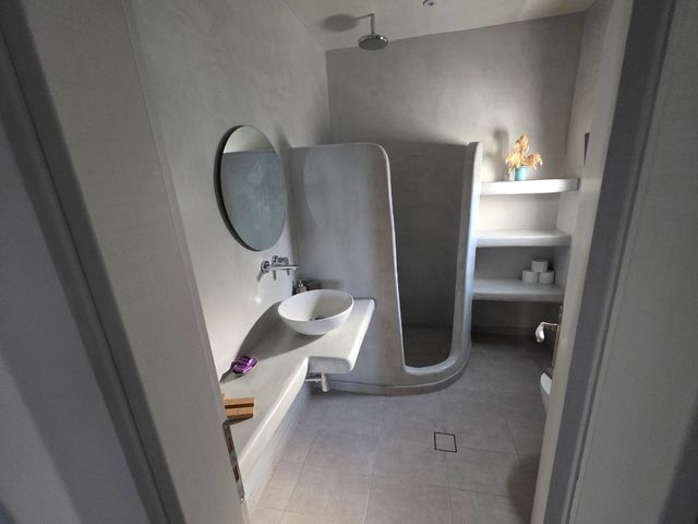 1-bedroom freehold villa in Santorini — photo 3 of 5