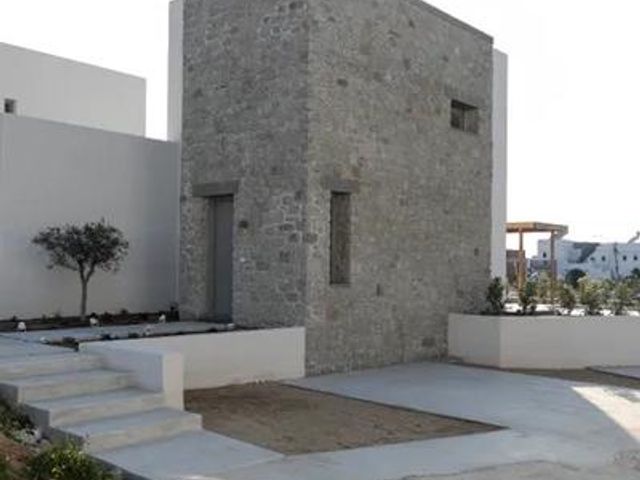 3-bedroom freehold villa in Naxos — photo 2 of 5