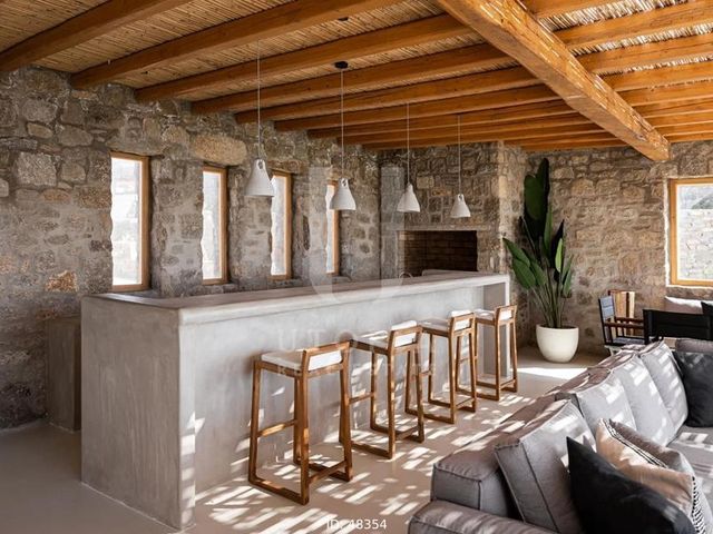 6-bedroom freehold villa in Mykonos — photo 3 of 5