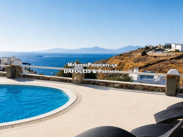 6-bedroom freehold villa in Mykonos — photo 1 of 5