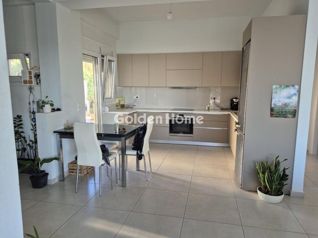 3-bedroom freehold villa in Heraklion — photo 3 of 5
