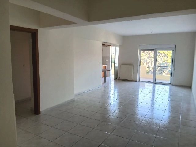 3-bedroom freehold apartment in Rhodes — photo 5 of 5