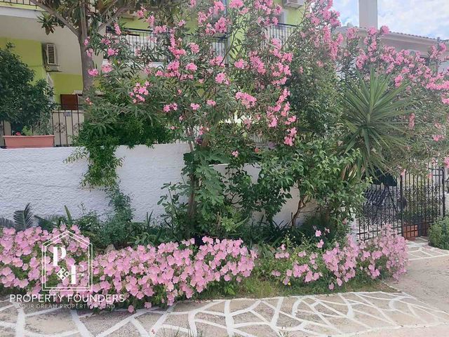 8-bedroom freehold apartment in Skiathos — photo 3 of 5