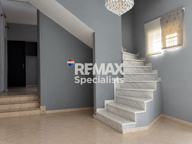 4-bedroom freehold villa in Chania — photo 4 of 5